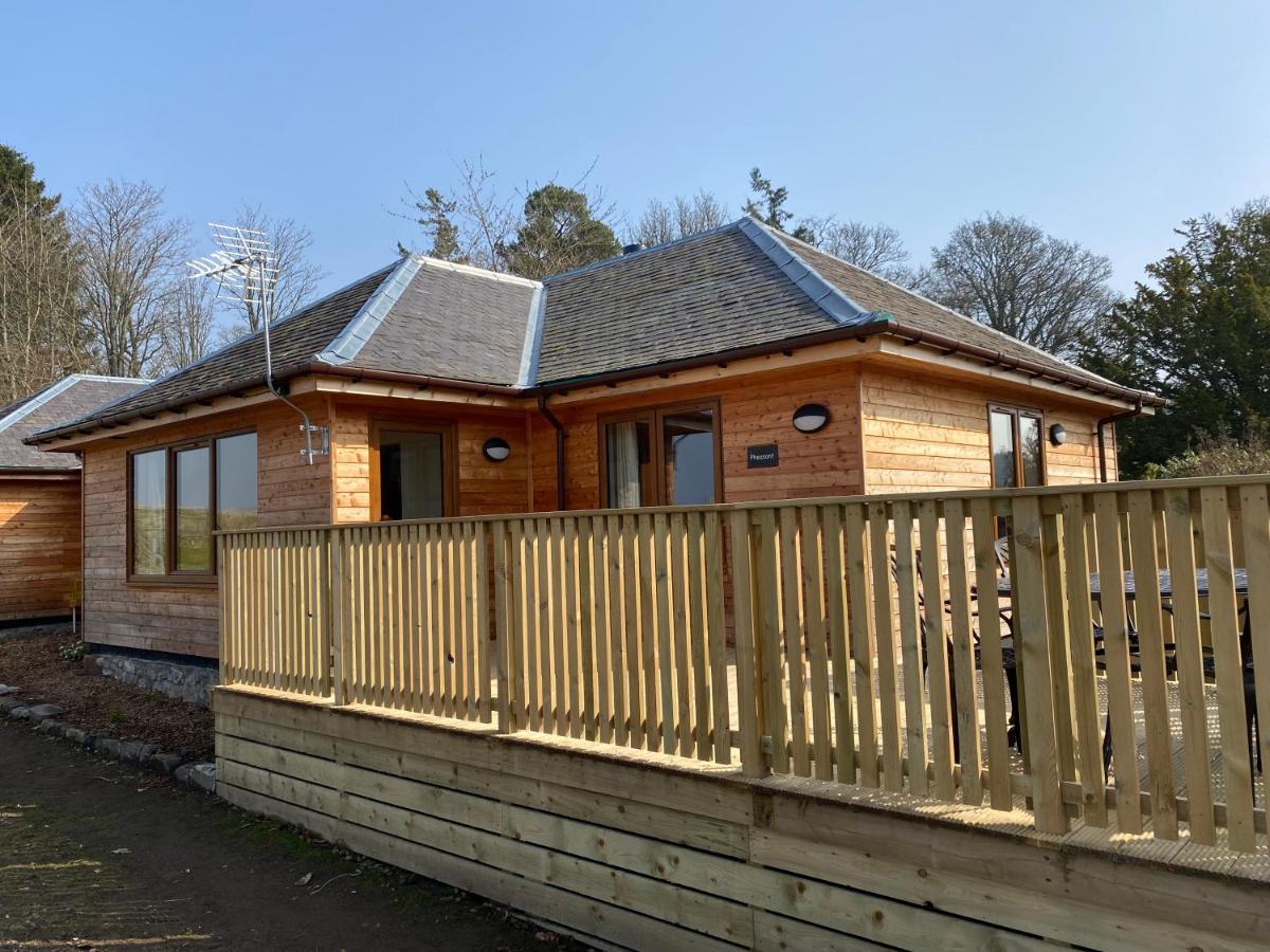 Pheasant Lodge With Hot Tub Forgandenny Экстерьер фото